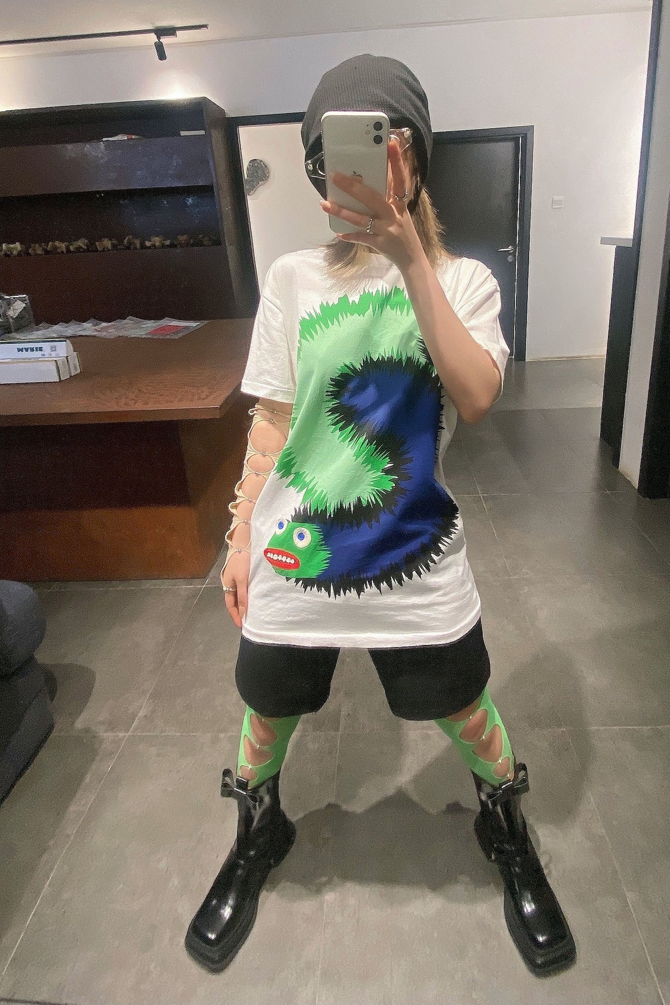 Thumb 2