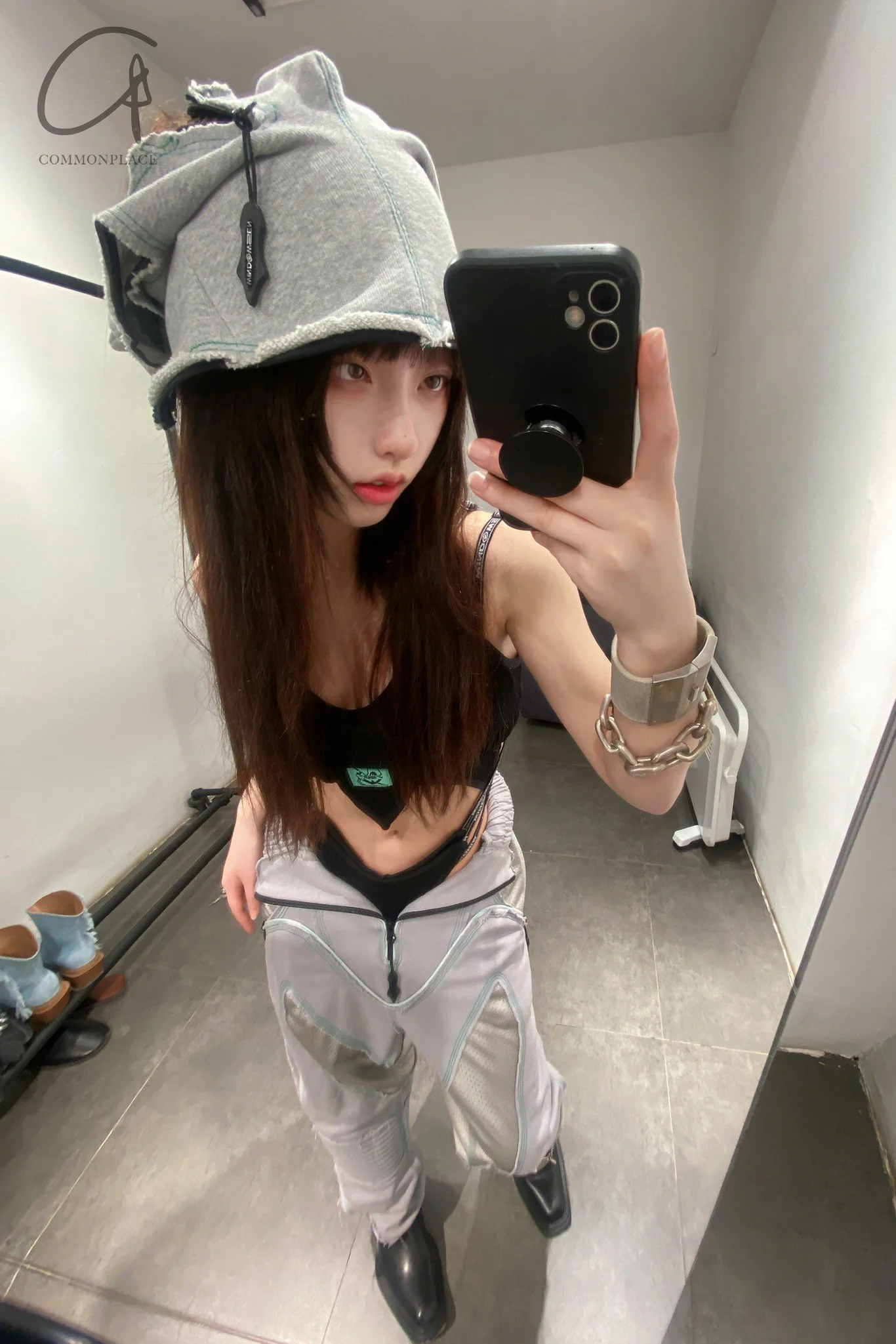 Thumb 5